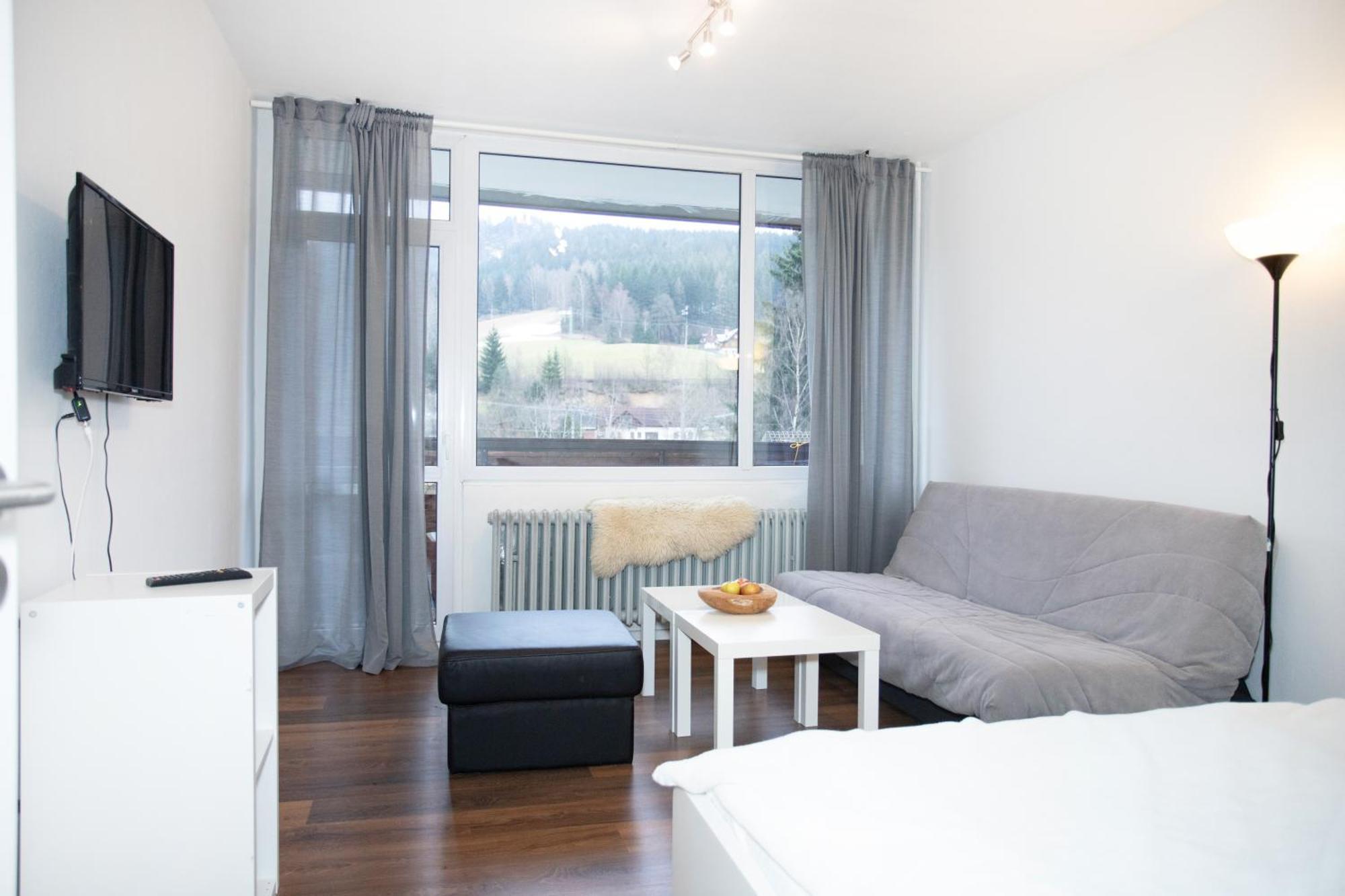 Apartmany Na Tanvaldskem Spicaku Jiretin pod Bukovou Exterior foto